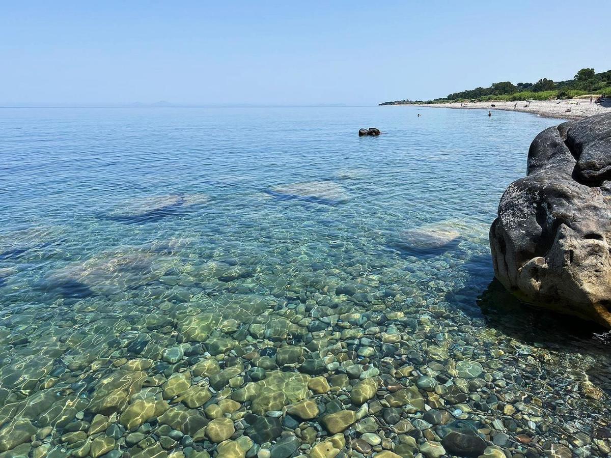 Villetta Sul Mare Акведольчи Экстерьер фото